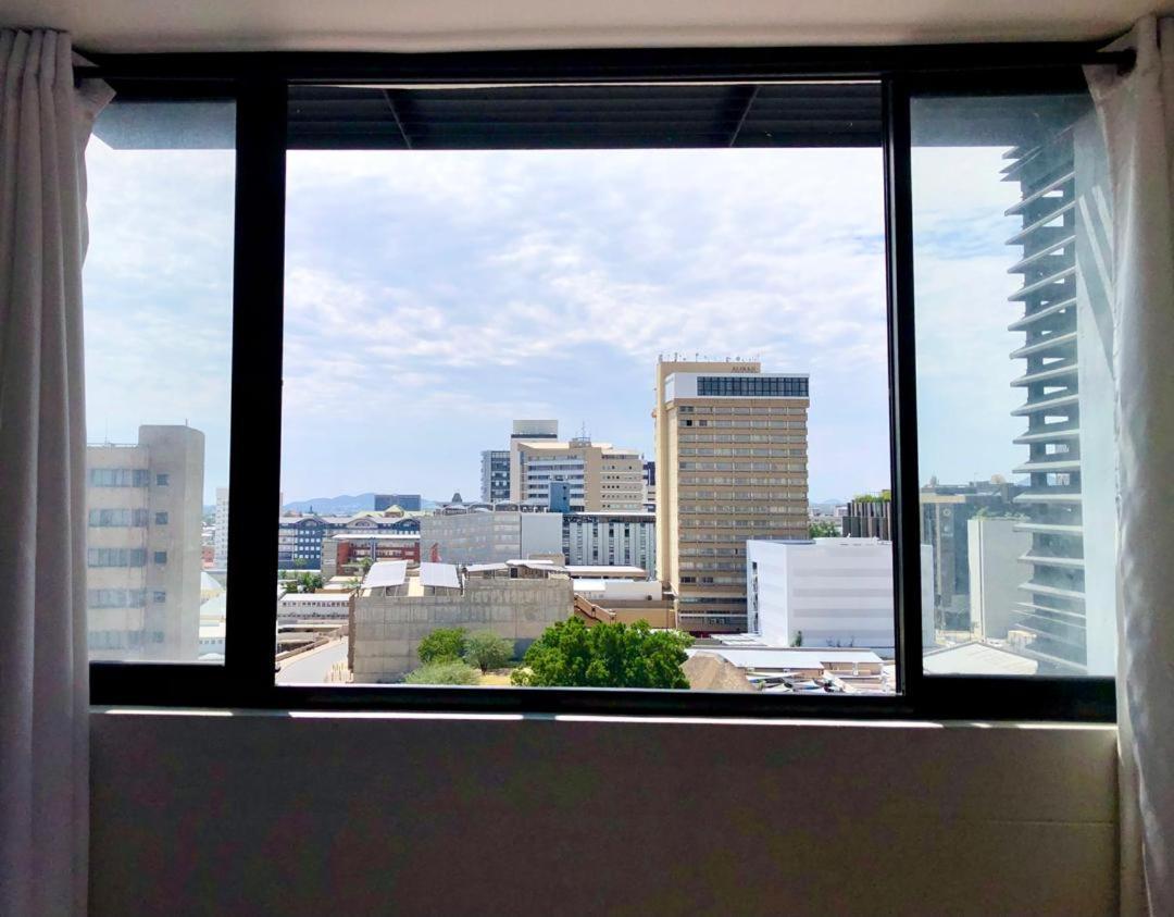 Cosy Apartment In The Heat Of The City Windhoek Extérieur photo